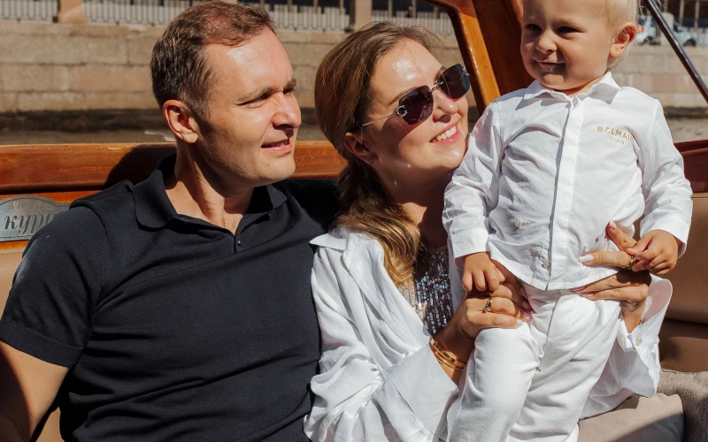 <p><meta charset="utf-8" />Проведите время с семьей</p>