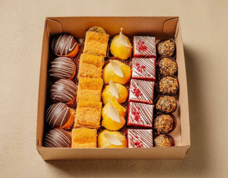 Сет десертов 26 шт