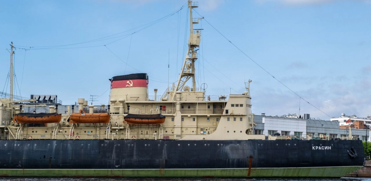 Ледокол "Красин". Легендарное судно, построенное для Российской Империи ещё в Великобритании в 1917!